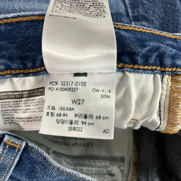 Levi's 501 Short - Picture 7 of 9